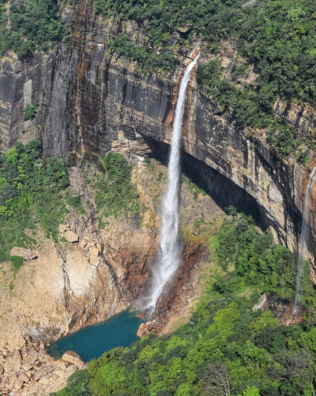 Nohkalikai Falls - 6 Days Shillong Meghalaya Tour Packages