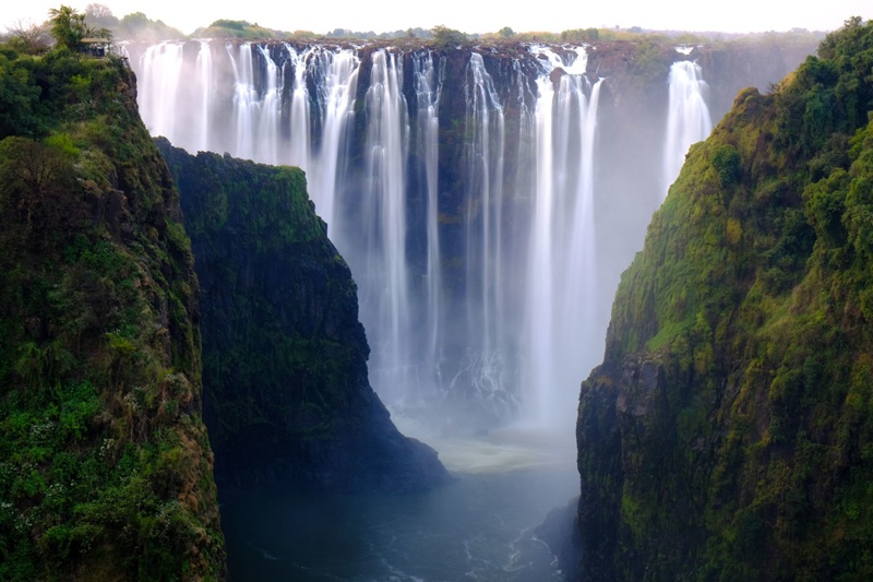Nohkalikai Falls Travel Guide: Viewpoints, Timings, and Monsoon Precautions
